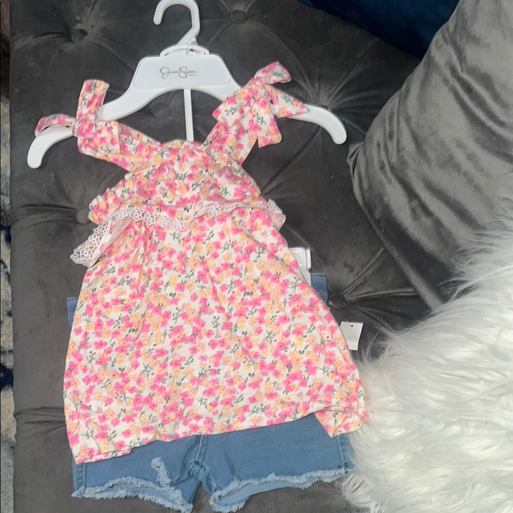 Jessica Simpson Floral Pink Top and Denim Shorts Set